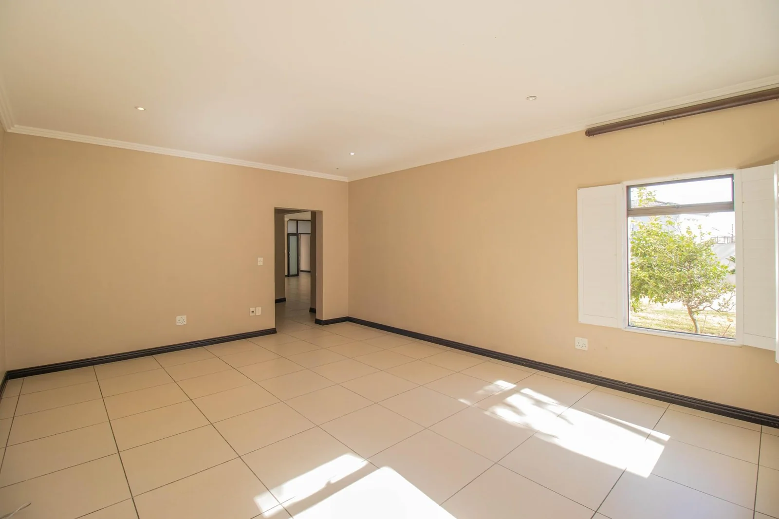 Elegant home for sale in Bryanston, Berkeley Heights Estates