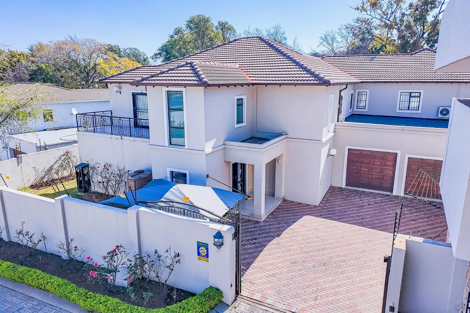 Elegant home for sale in Bryanston, Berkeley Heights Estates