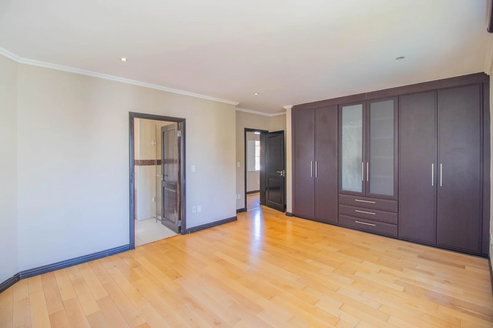 Elegant home for sale in Bryanston, Berkeley Heights Estates