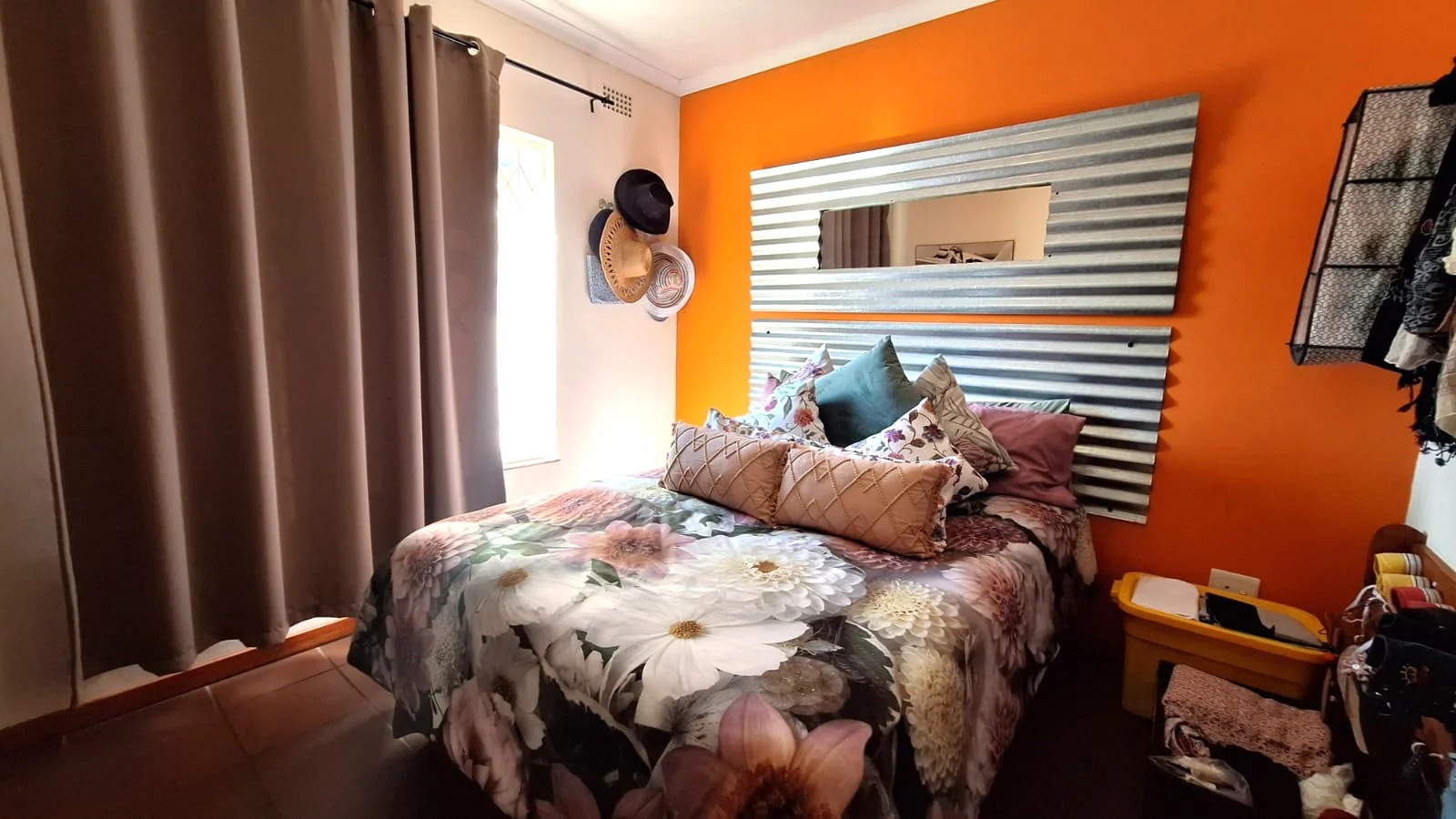 One of the most creative Homes that you have seen with Fabulous finishes and details, including a 160m² 2 Bedroom Flat, just to Wow You even Further.