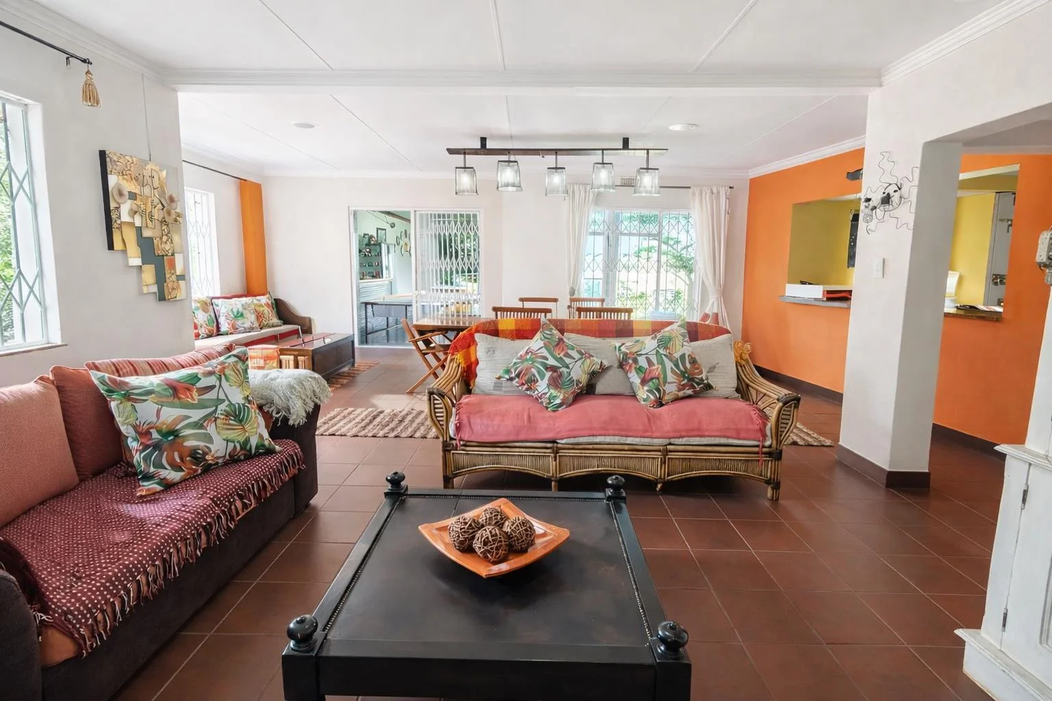 One of the most creative Homes that you have seen with Fabulous finishes and details, including a 160m² 2 Bedroom Flat, just to Wow You even Further.