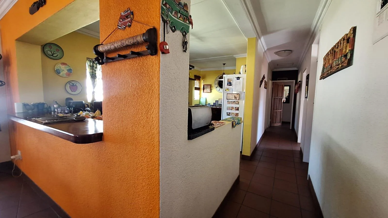 Fantastic, Creative, Unusual – A Home That Thinks outside the Box including a 160m² 2 Bedroom Flat, just to Wow You even Further.