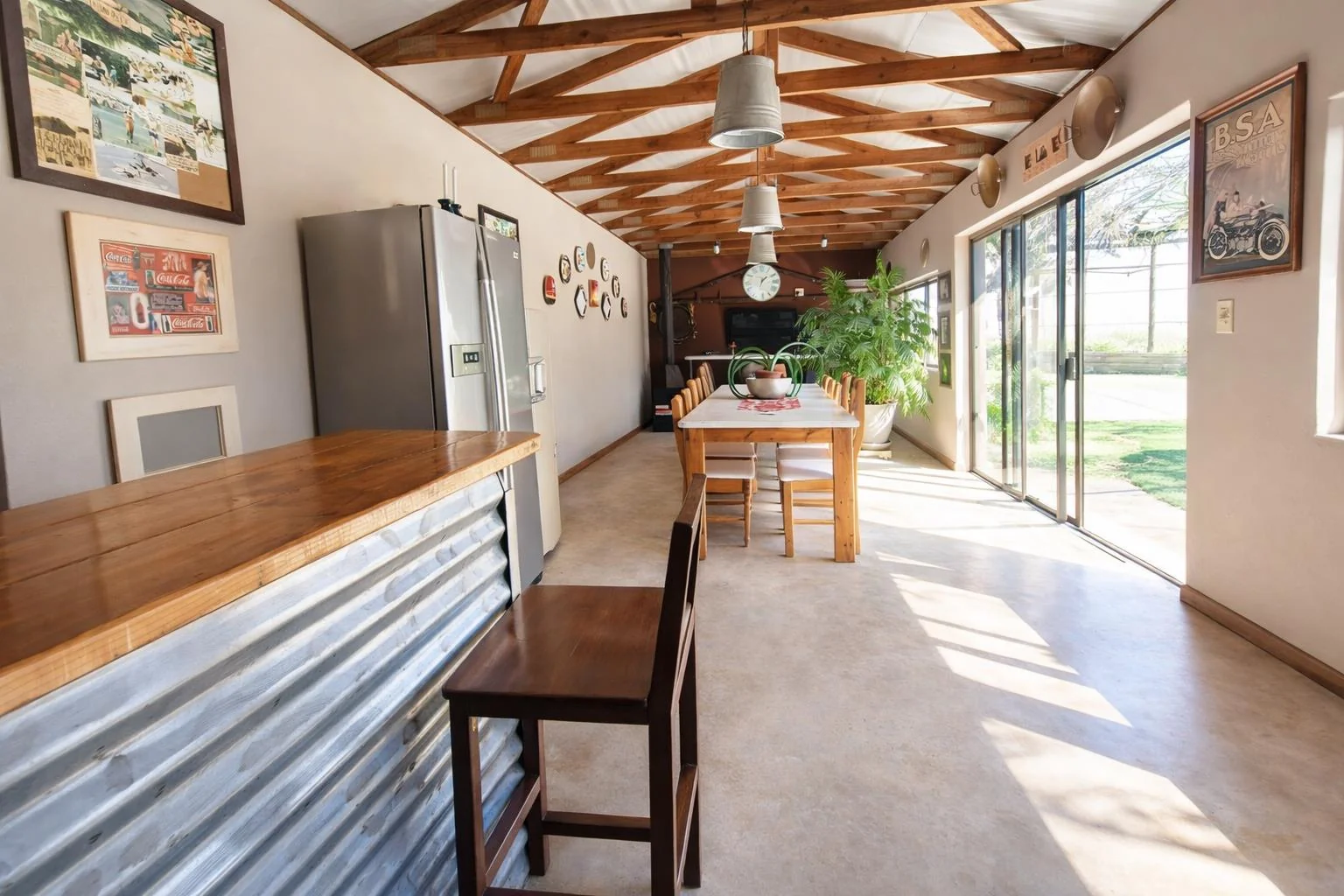 One of the most creative Homes that you have seen with Fabulous finishes and details, including a 160m² 2 Bedroom Flat, just to Wow You even Further.