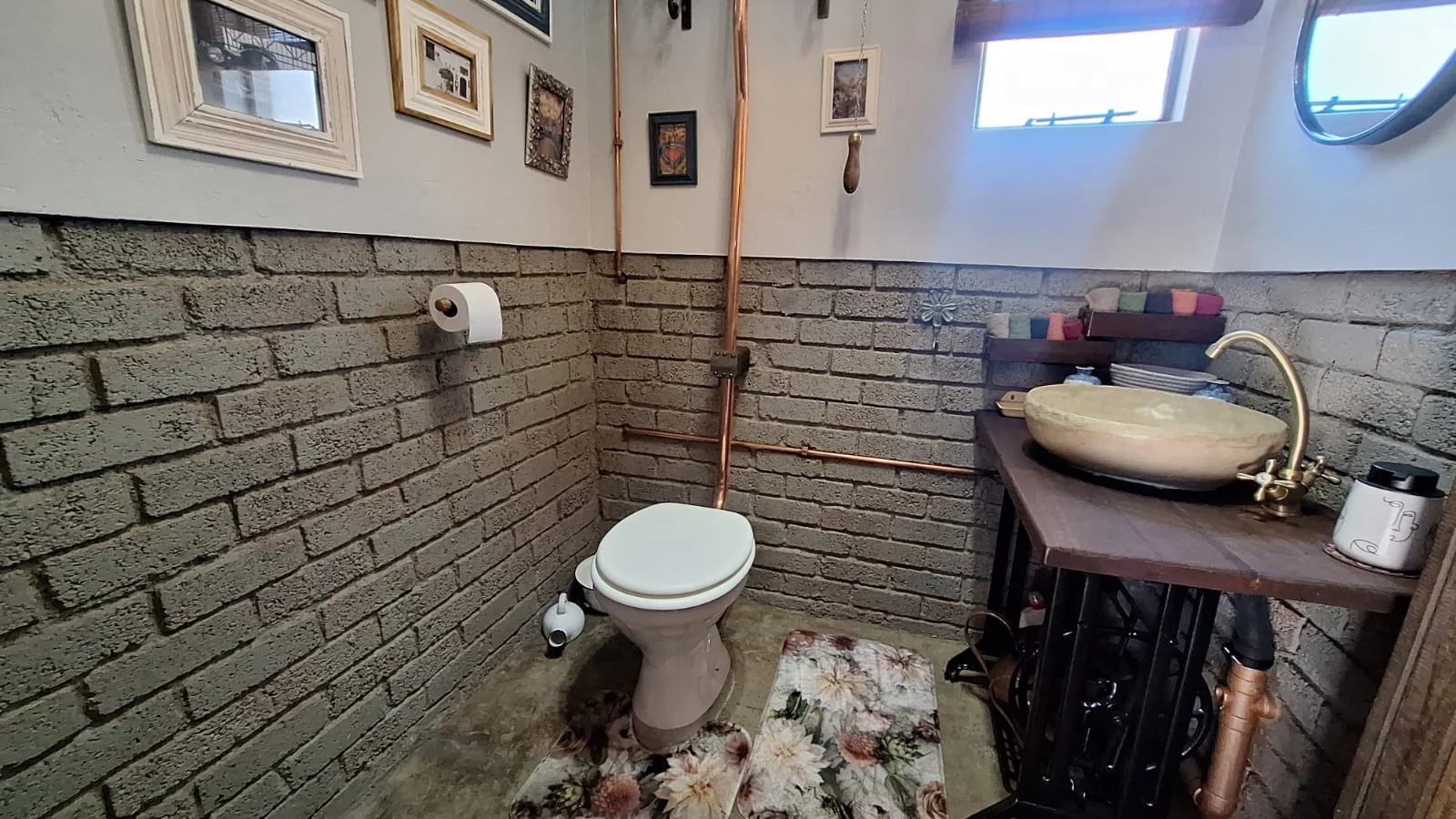 One of the most creative Homes that you have seen with Fabulous finishes and details, including a 160m² 2 Bedroom Flat, just to Wow You even Further.