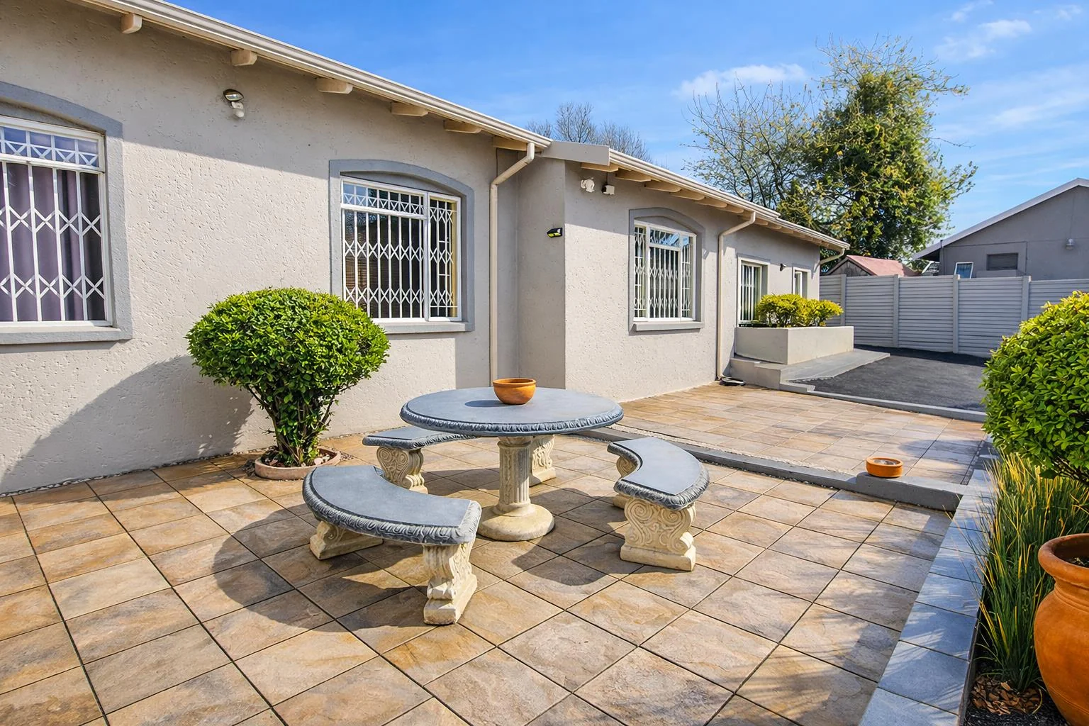 One of the most creative Homes that you have seen with Fabulous finishes and details, including a 160m² 2 Bedroom Flat, just to Wow You even Further.