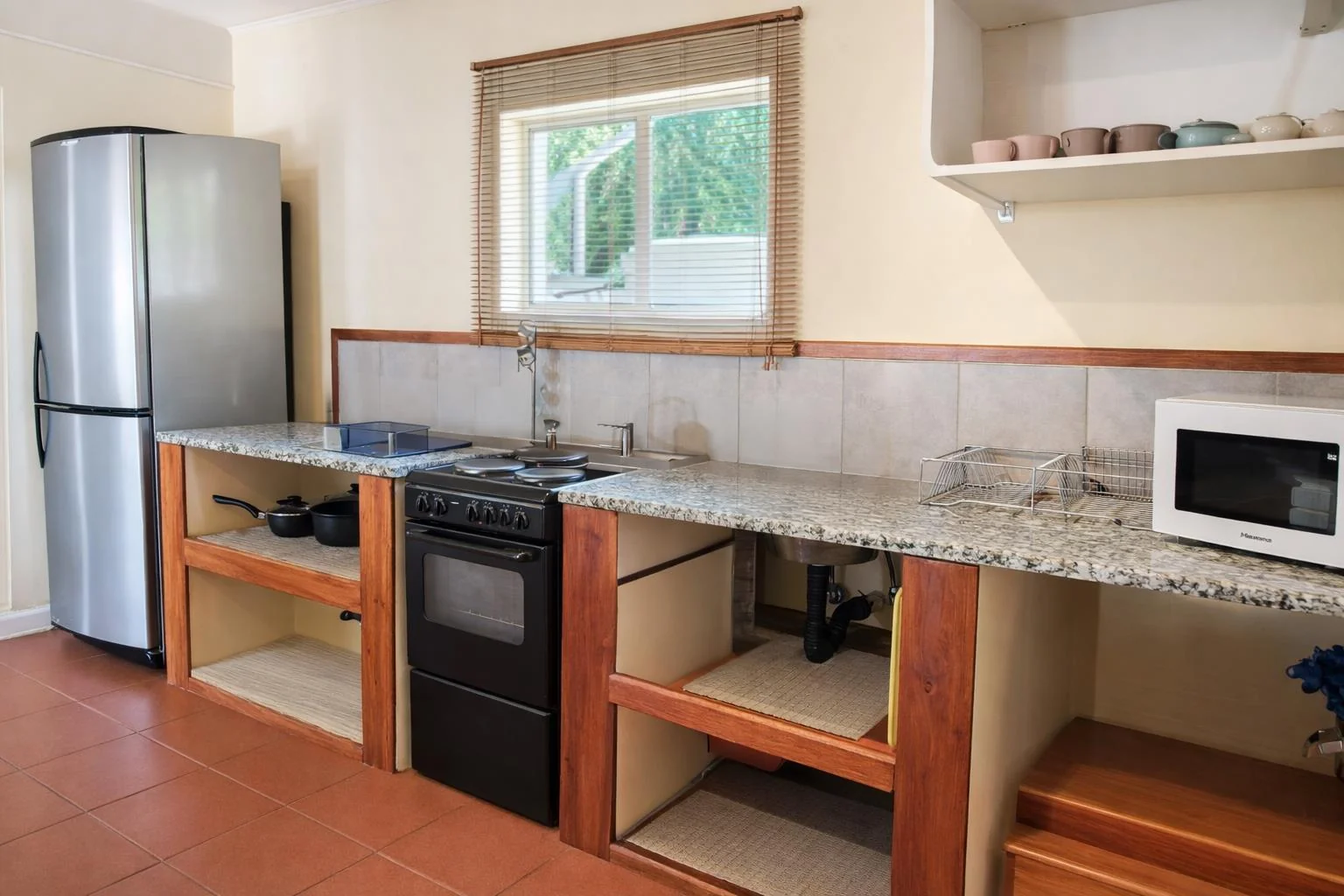 One of the most creative Homes that you have seen with Fabulous finishes and details, including a 160m² 2 Bedroom Flat, just to Wow You even Further.