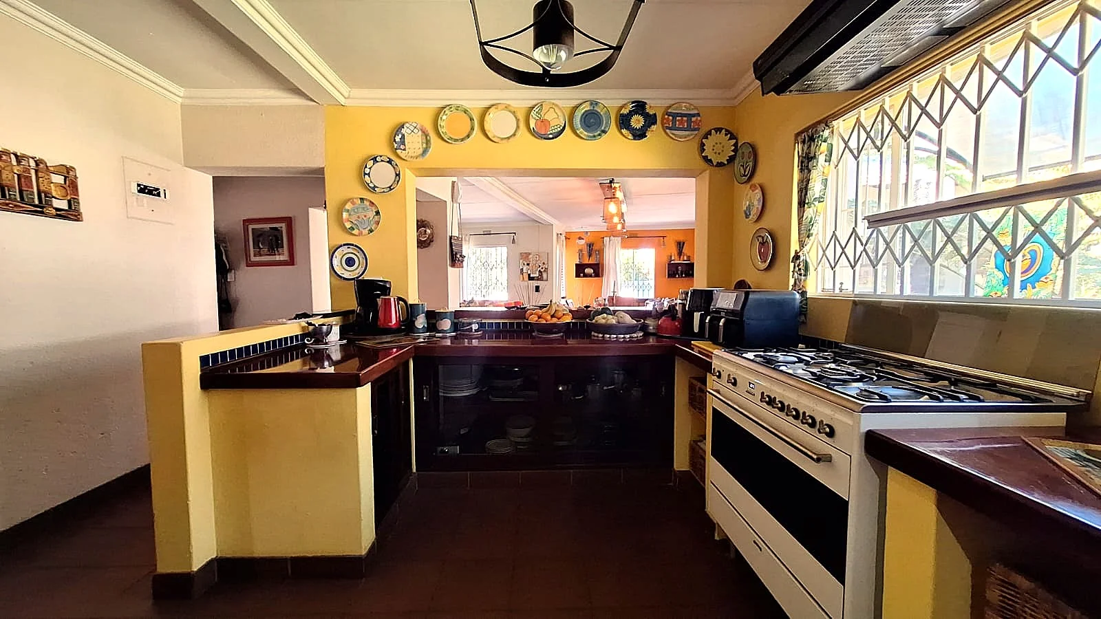 One of the most creative Homes that you have seen with Fabulous finishes and details, including a 160m² 2 Bedroom Flat, just to Wow You even Further.