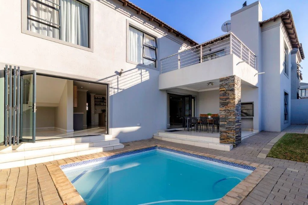Sophisticated 4-Bedroom Modern House in Midrand Offering Secure Living and Family Luxury