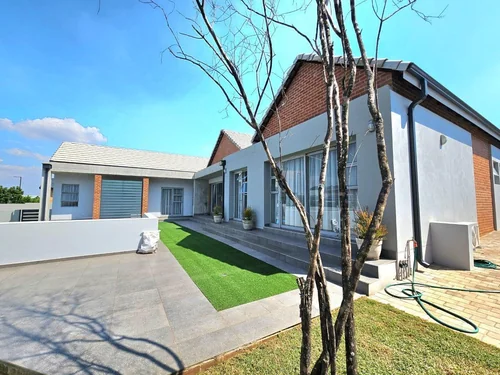 Midstream Ridge Estate, Centurion
