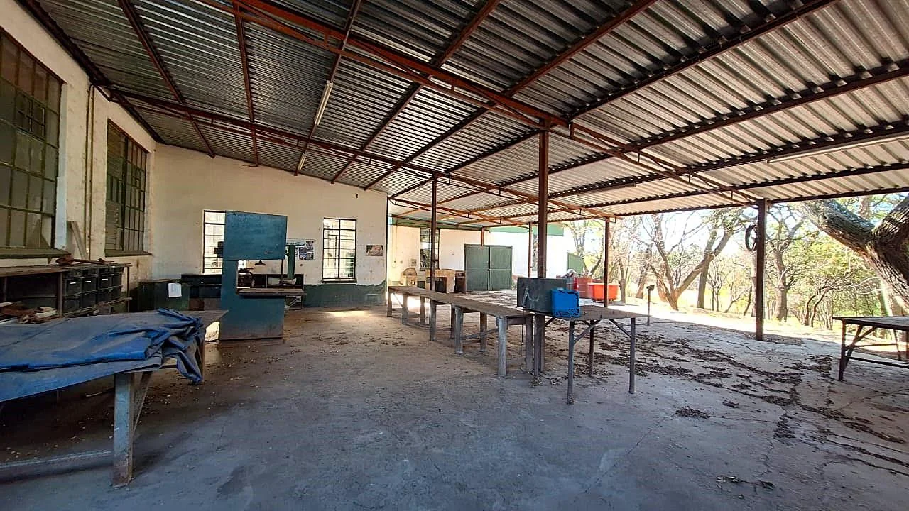 Multi-Dwelling Income Farm Oasis in Nooitgedacht – Where Potential Meets Position – Overwhelming Opportunities Await You, on this Extraordinary Farm.