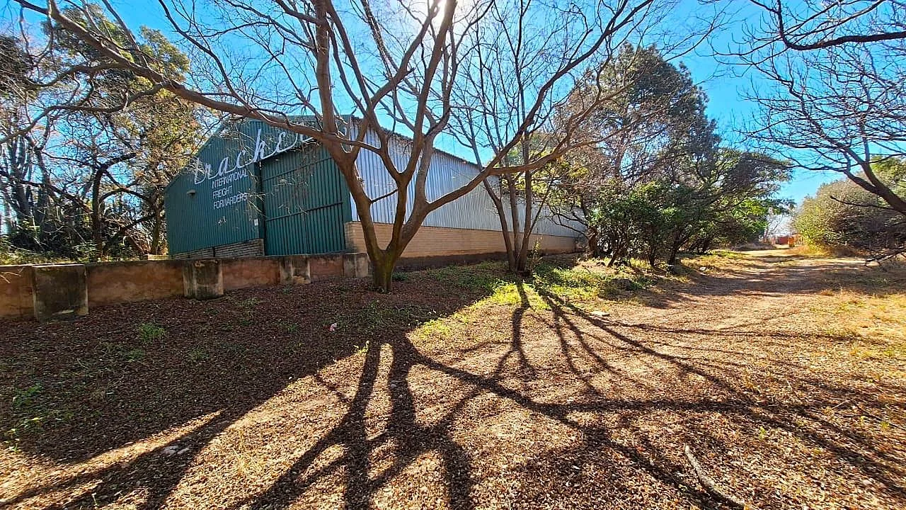 Multi-Dwelling Income Farm Oasis in Nooitgedacht – Where Potential Meets Position – Overwhelming Opportunities Await You, on this Extraordinary Farm.