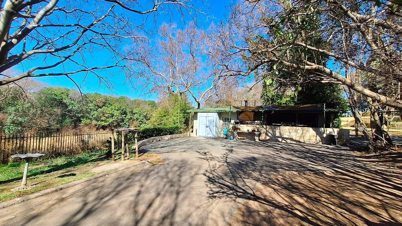 Multi-Dwelling Income Farm Oasis in Nooitgedacht – Where Potential Meets Position – Overwhelming Opportunities Await You, on this Extraordinary Farm.