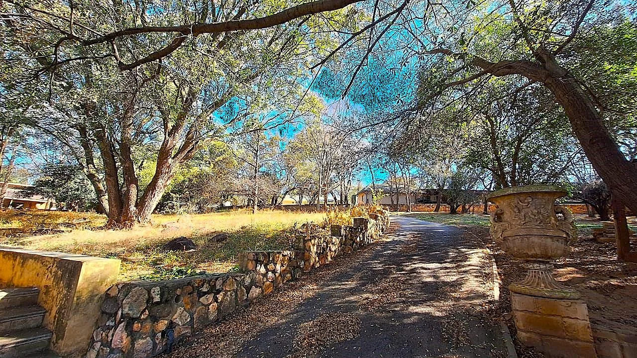Multi-Dwelling Income Farm Oasis in Nooitgedacht – Where Potential Meets Position – Overwhelming Opportunities Await You, on this Extraordinary Farm.