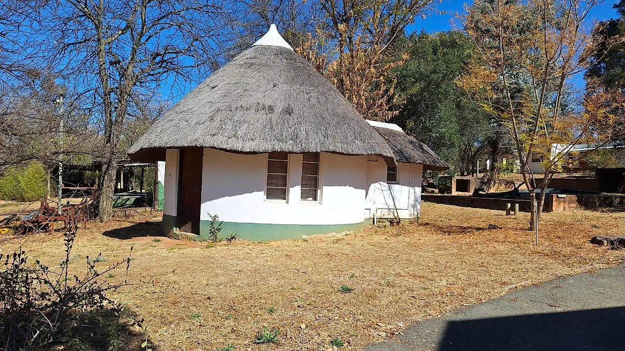 Multi-Dwelling Income Farm Oasis in Nooitgedacht – Where Potential Meets Position – Overwhelming Opportunities Await You, on this Extraordinary Farm.