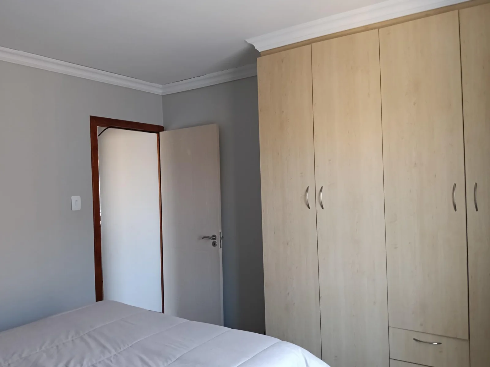 Pet-Friendly First Floor Townhouse with Garden