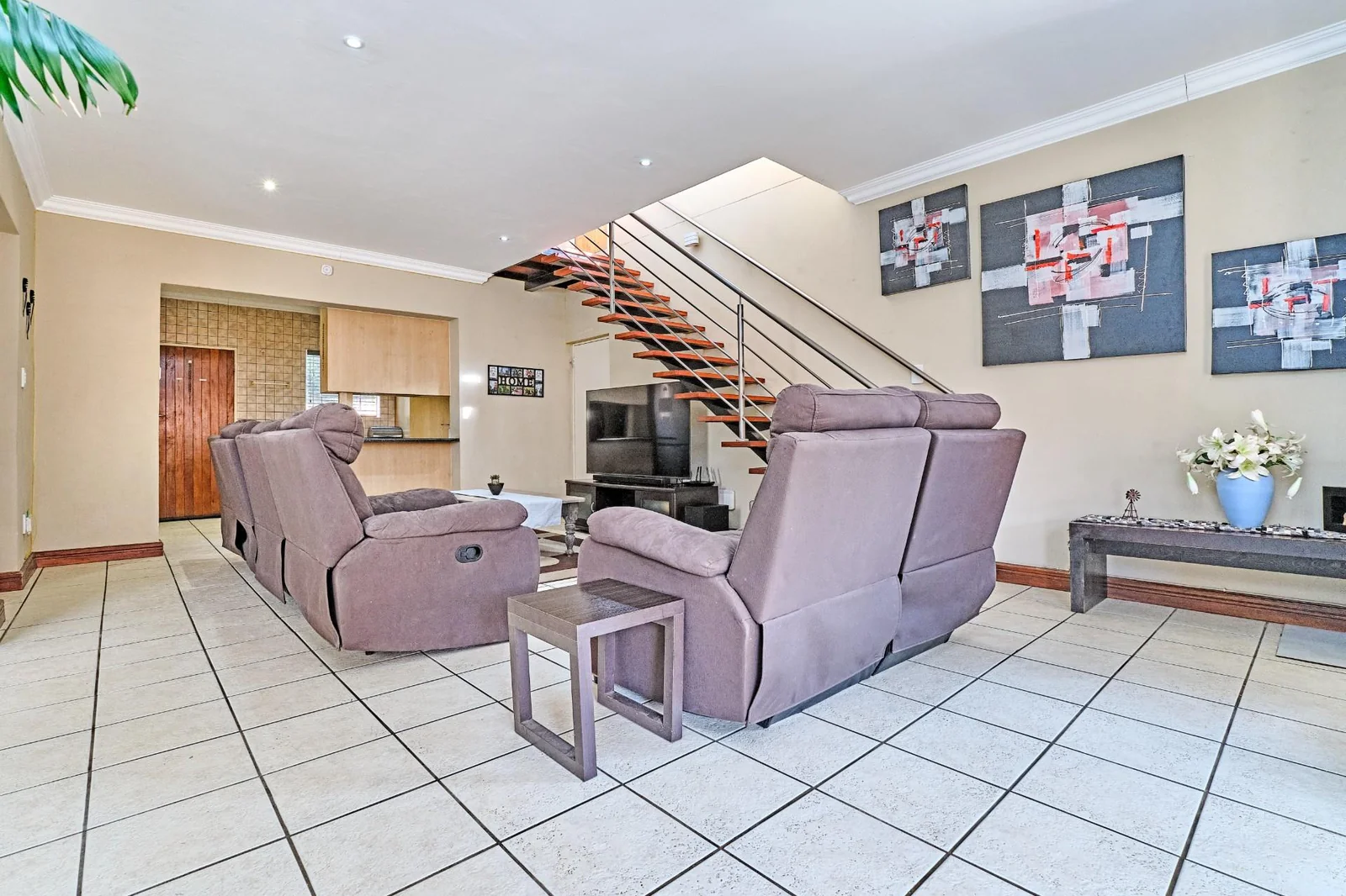 Spacious 3 Bedroom Corner Unit with Modern Features and Private Pool in Randpark Ridge