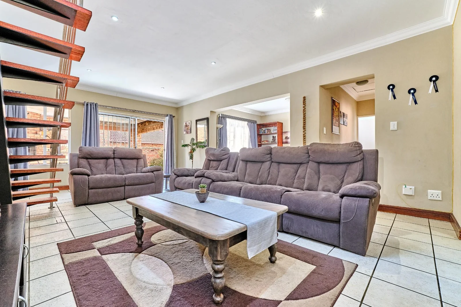 Spacious 3 Bedroom Corner Unit with Modern Features and Private Pool in Randpark Ridge