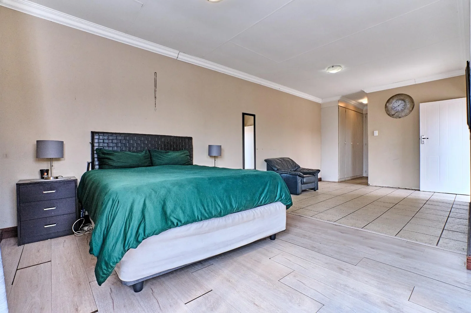 Spacious 3 Bedroom Corner Unit with Modern Features and Private Pool in Randpark Ridge