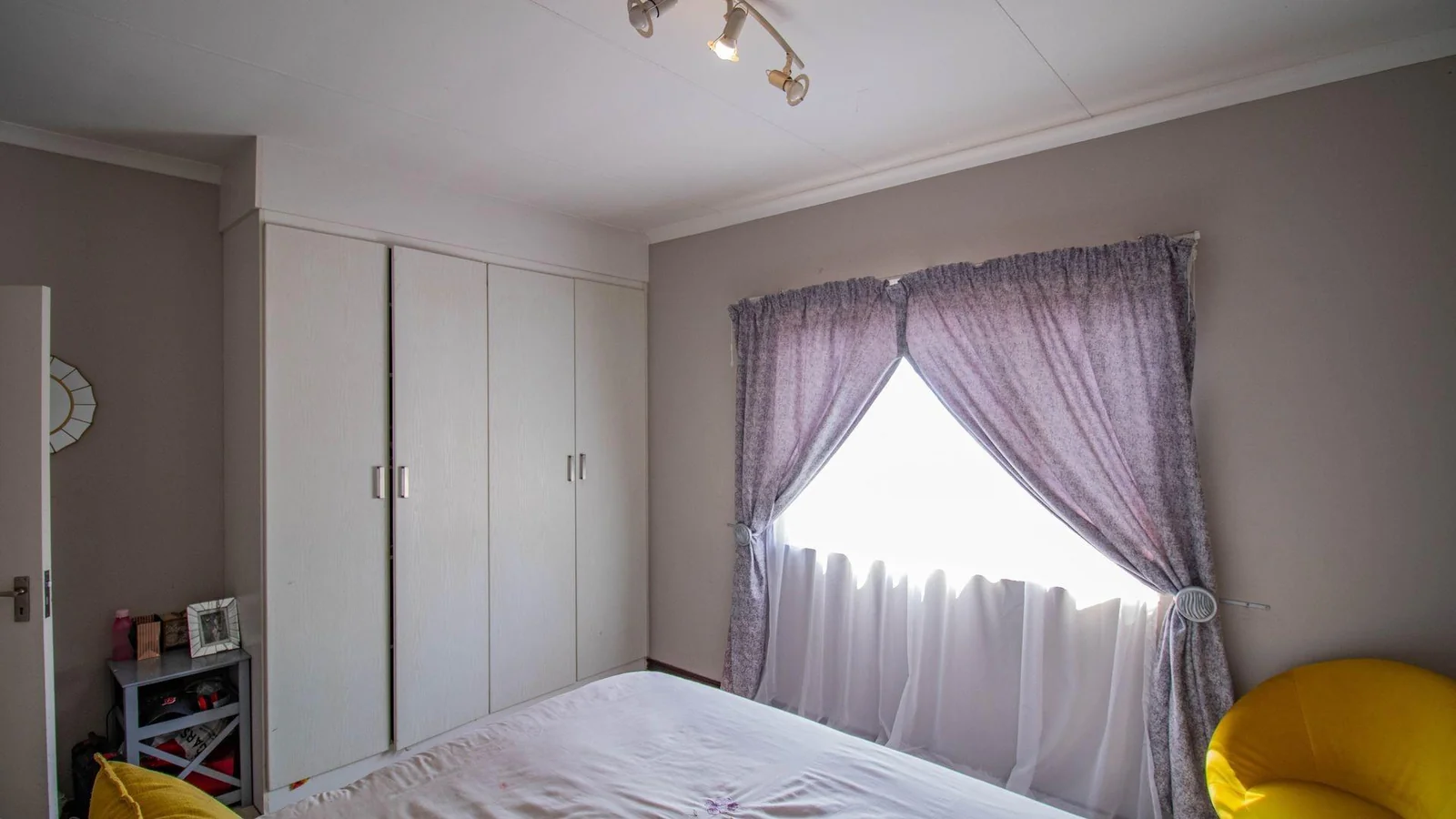 Duplex For Sale in Summerset