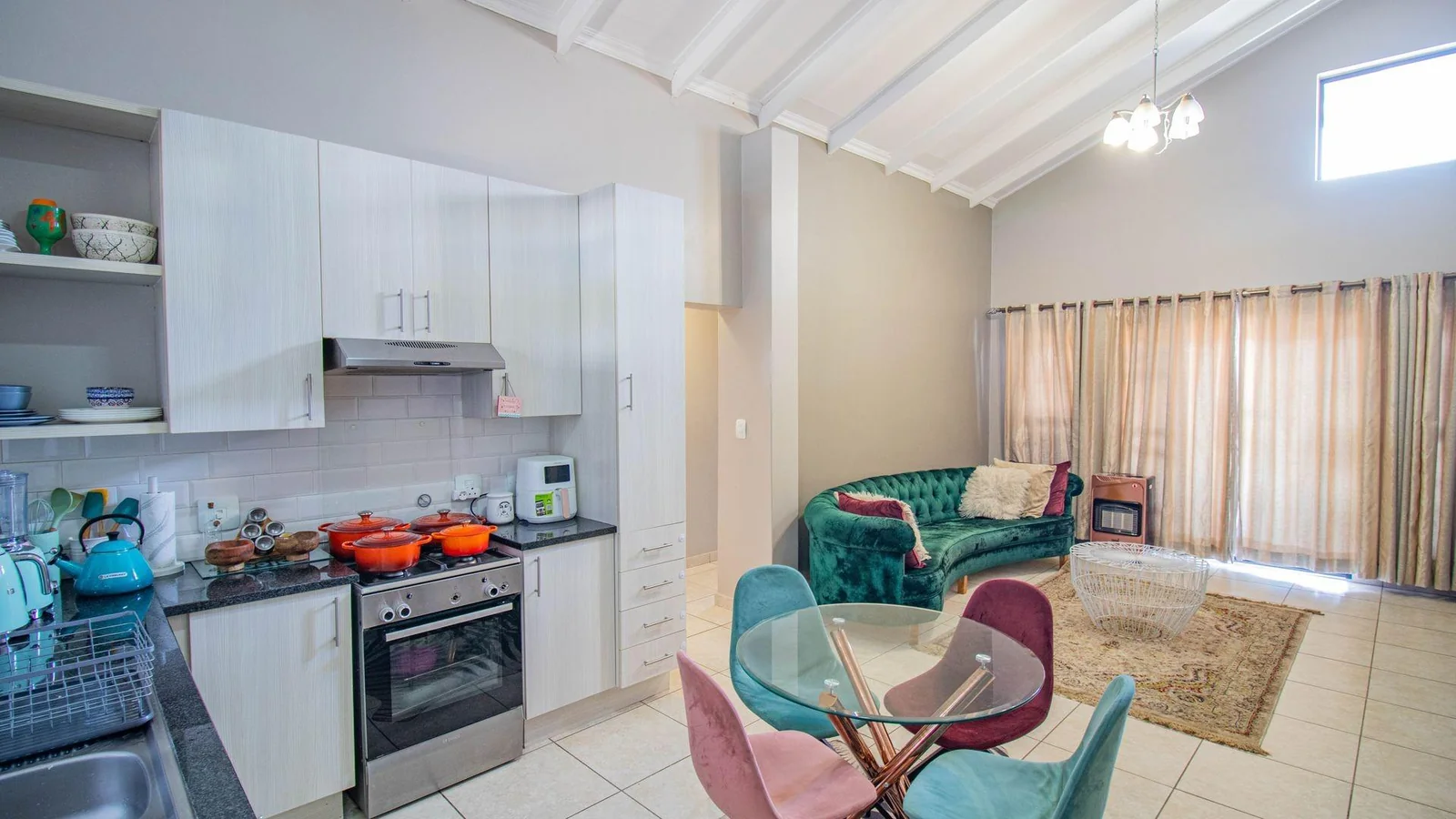 Modern Apartment for Sale in Summerset