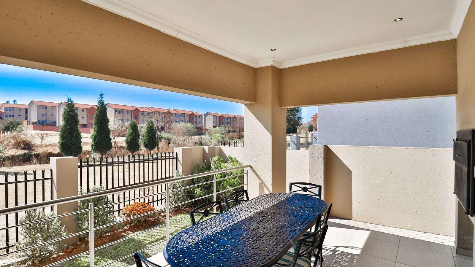 Modern 4-Bedroom Home for Sale in Summerfields Estate, Kosmosdal – The Perfect Family Upgrade