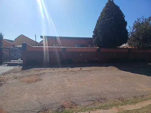 Sebokeng Zone 14, Sebokeng