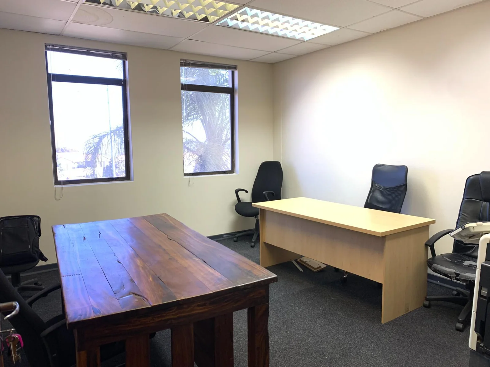 Compact Corner Suite (±25 sqm)