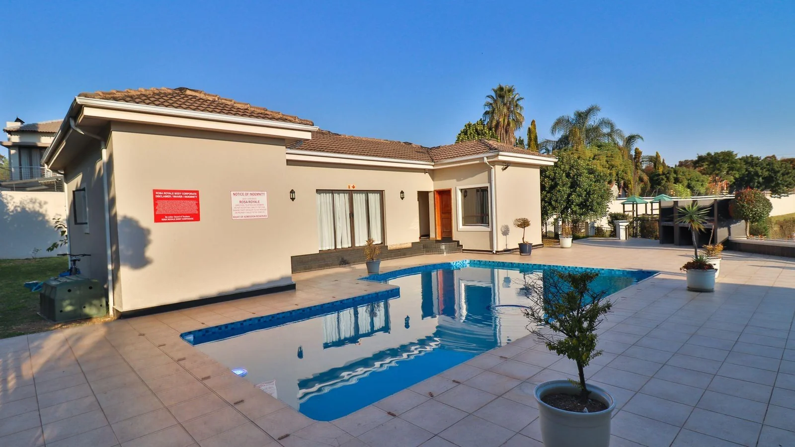 Spacious Apartment For Sale in Summerset, Midrand