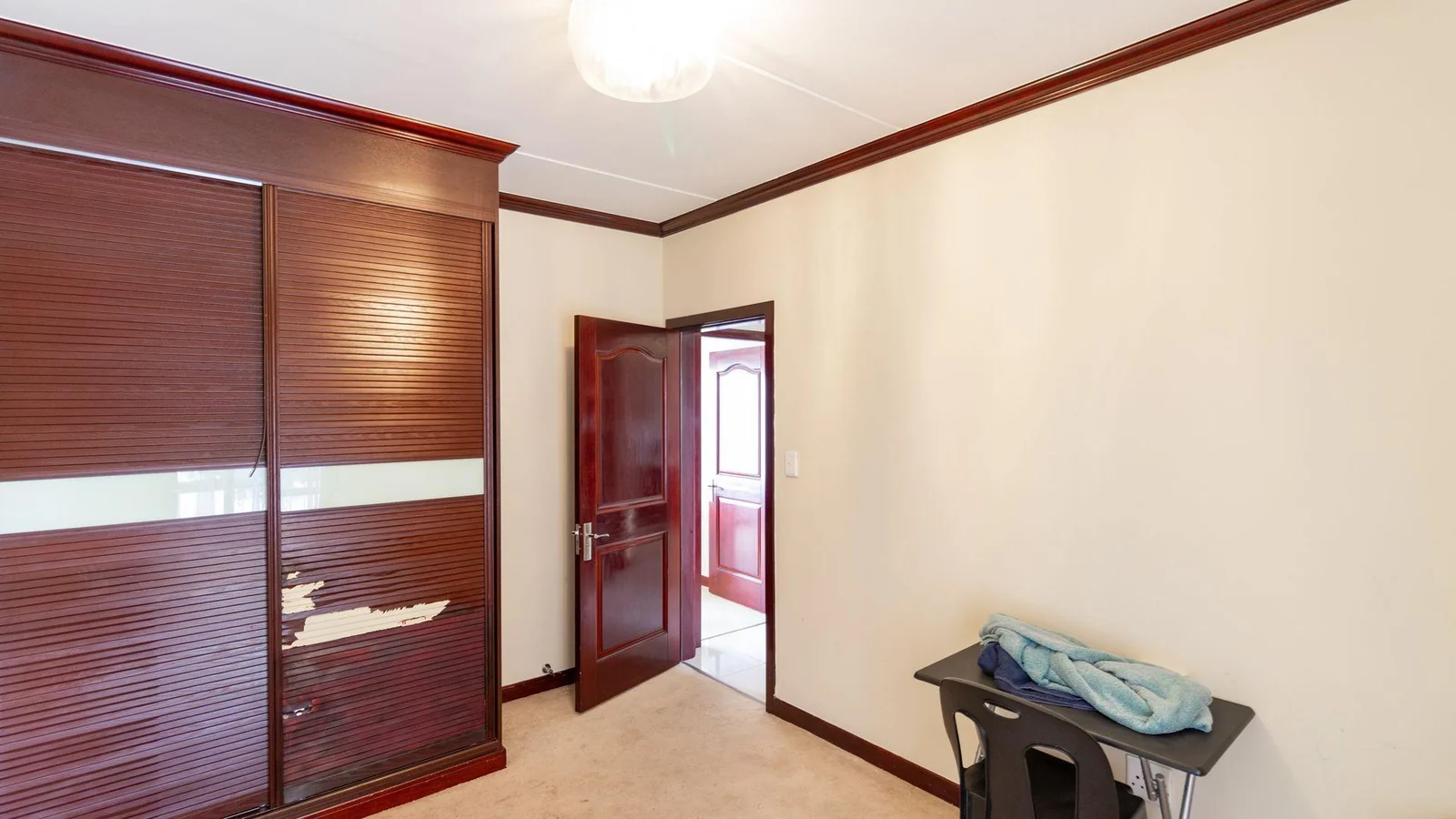 Spacious Apartment For Sale in Summerset, Midrand