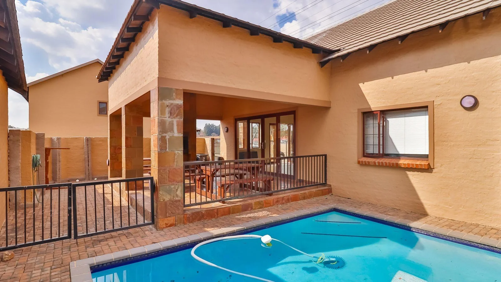 Duplex For Sale in Summerset