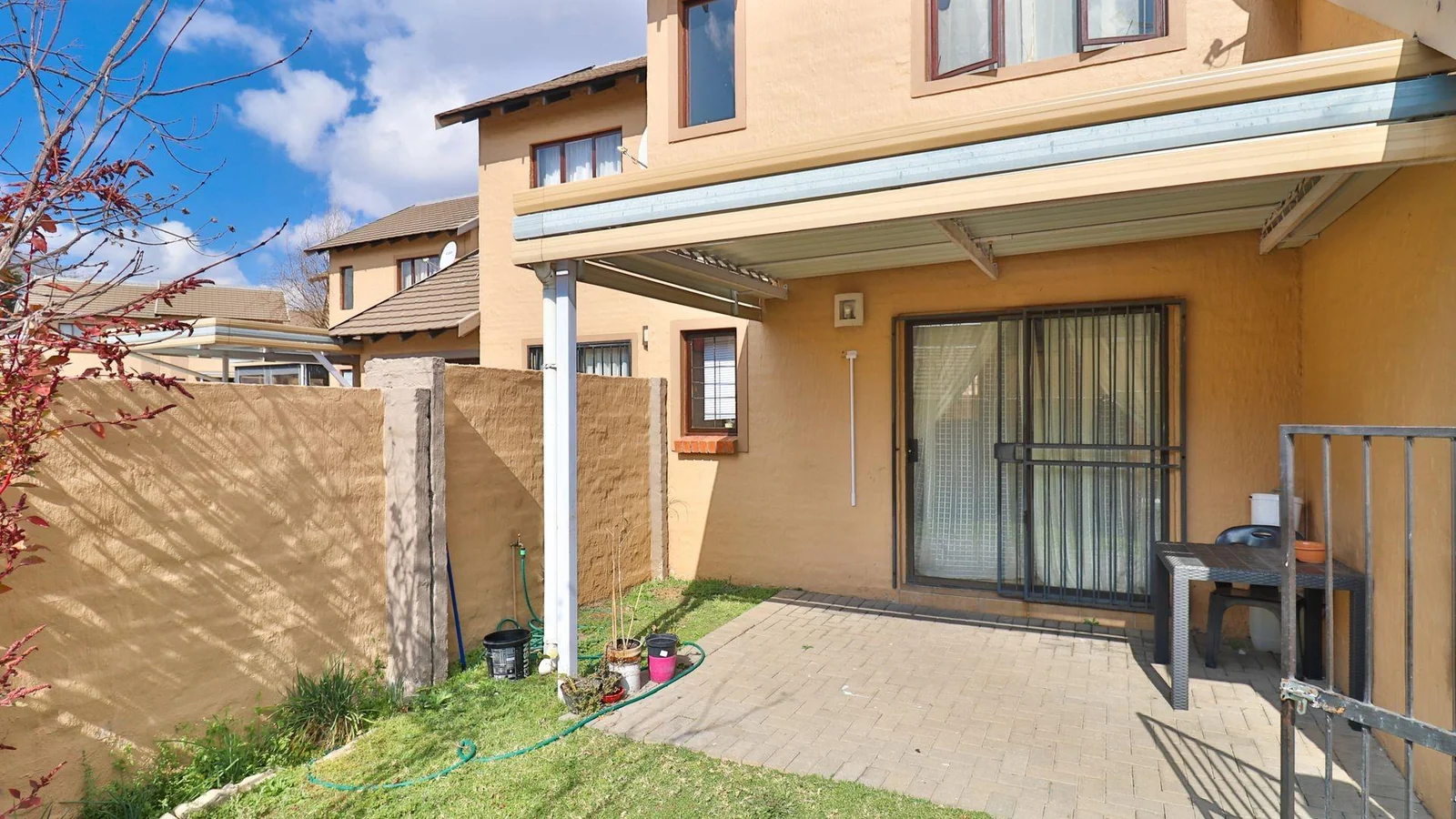 Duplex For Sale in Summerset