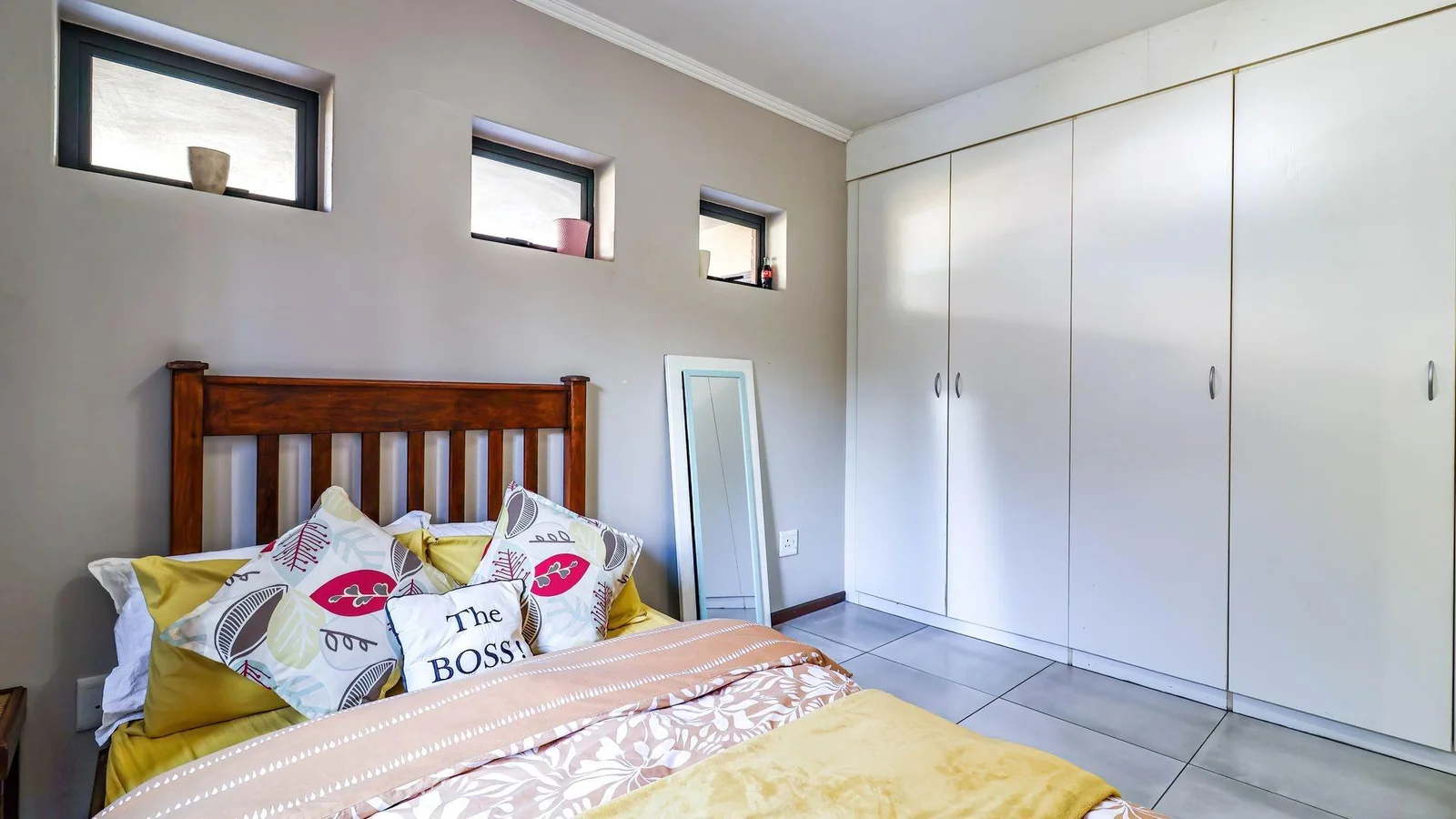 Apartment for Sale in Jackal Creek Golf Estate