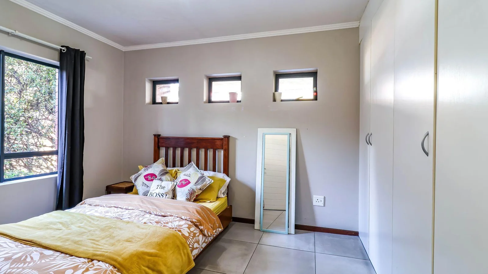 Apartment for Sale in Jackal Creek Golf Estate