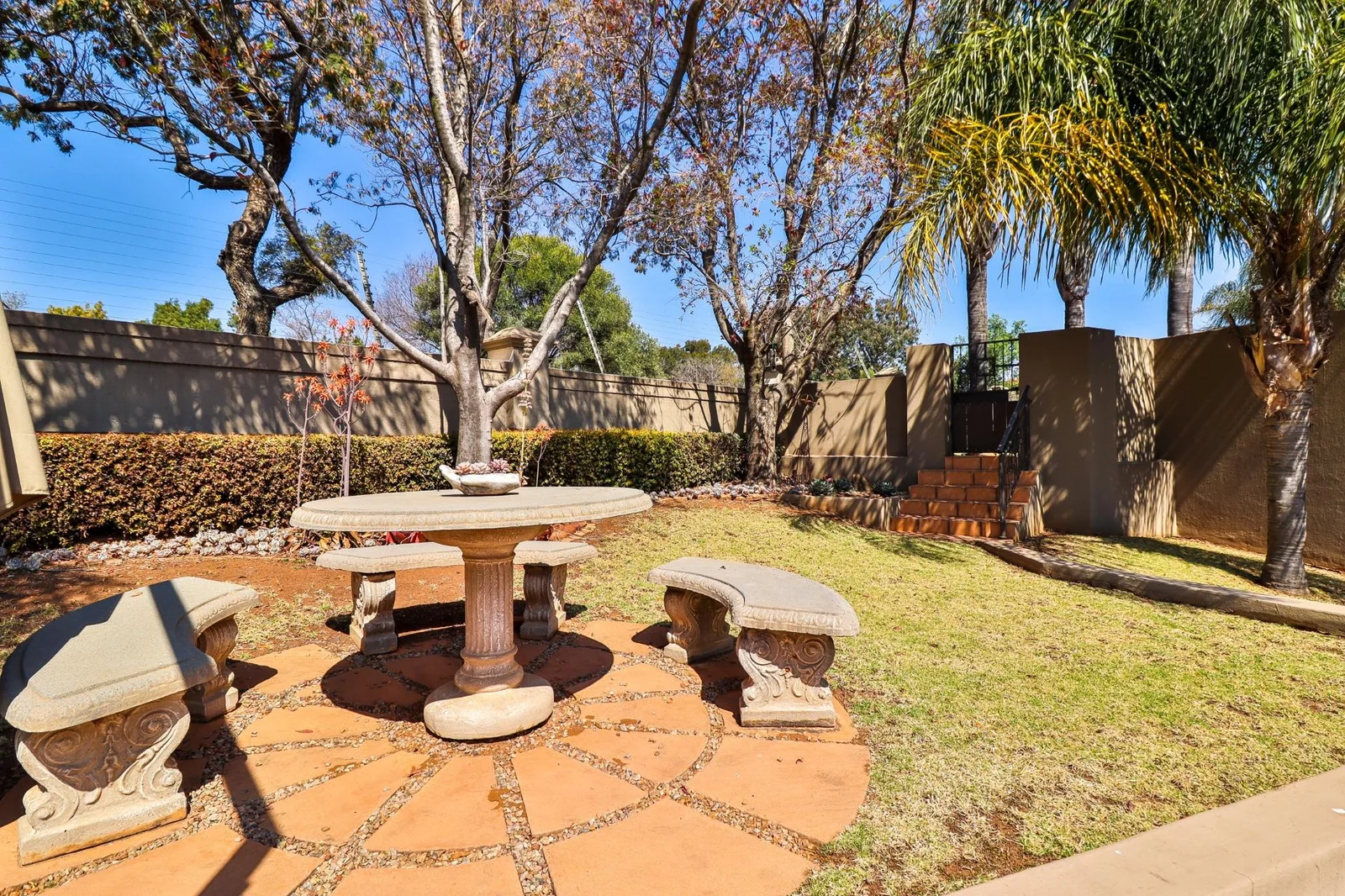 FOR THE ENTERTAINER ..... IT'S ALL HERE!