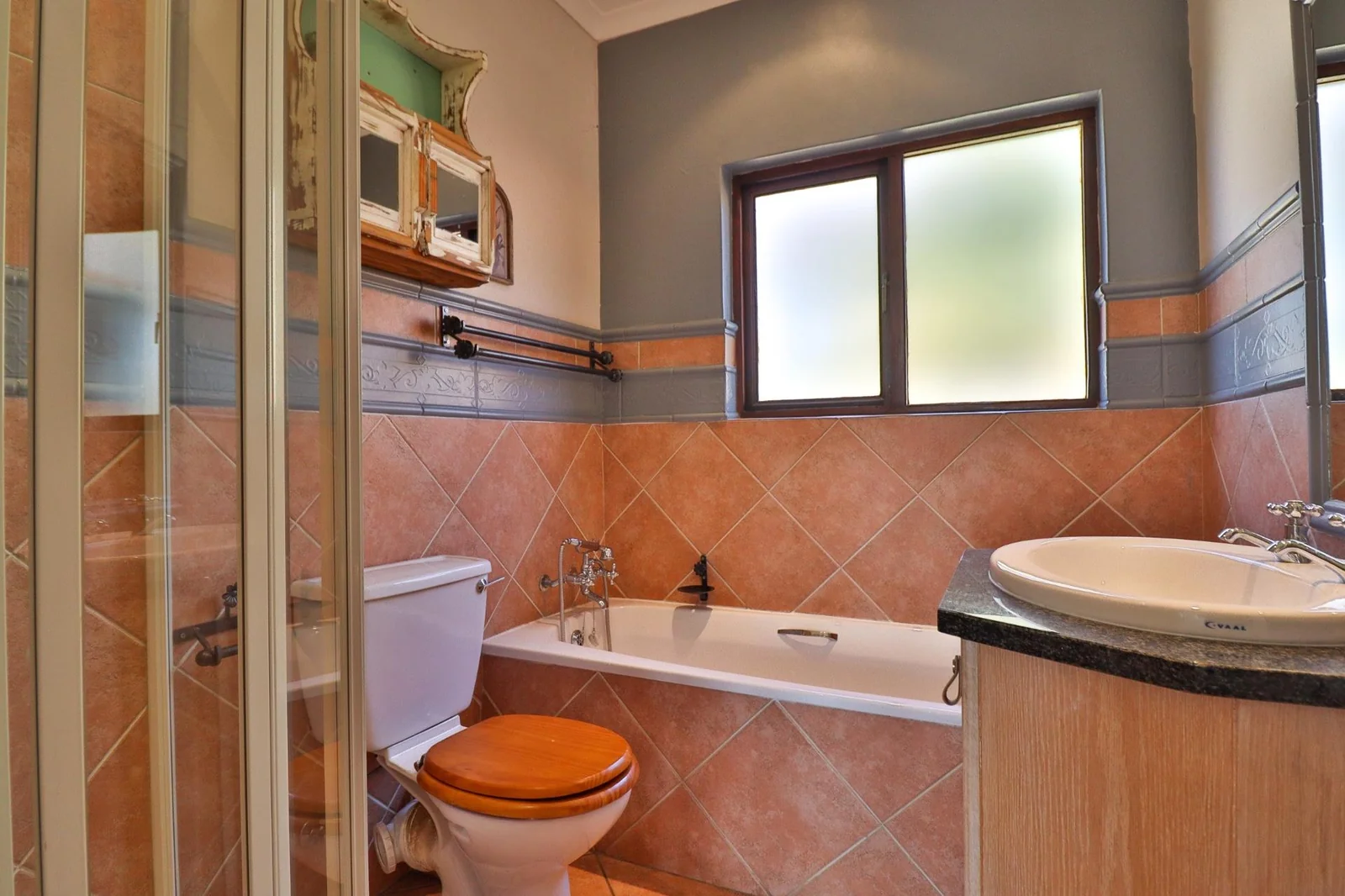 FOR THE ENTERTAINER ..... IT'S ALL HERE!