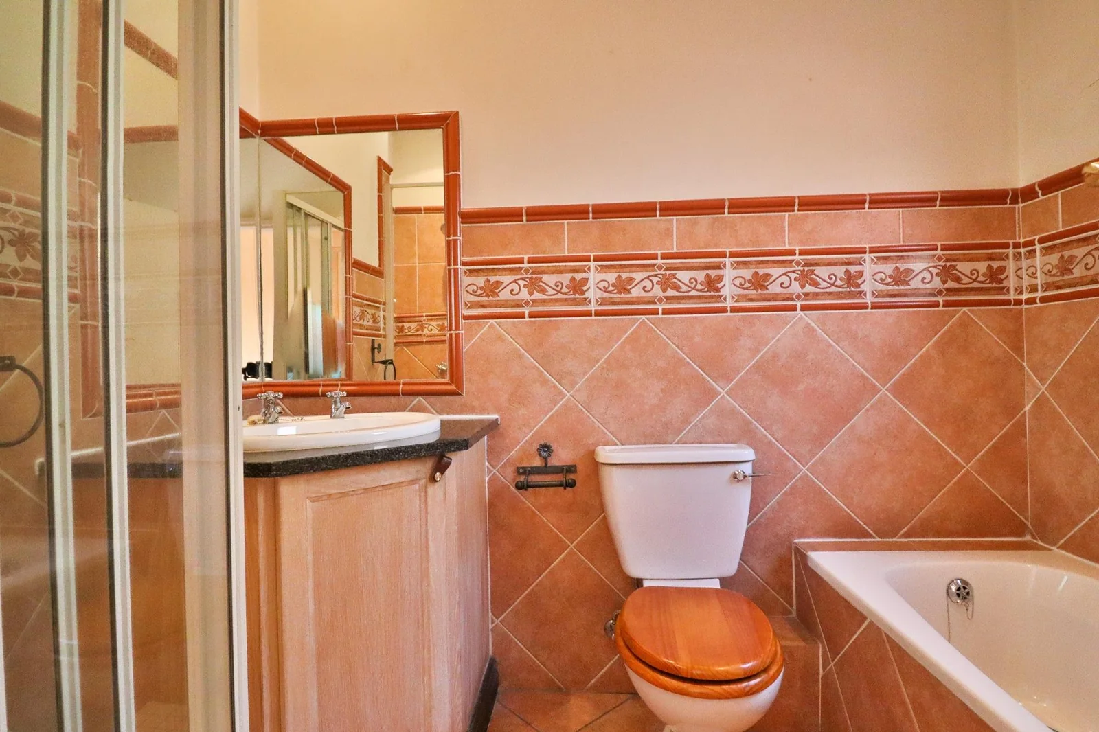 FOR THE ENTERTAINER ..... IT'S ALL HERE!