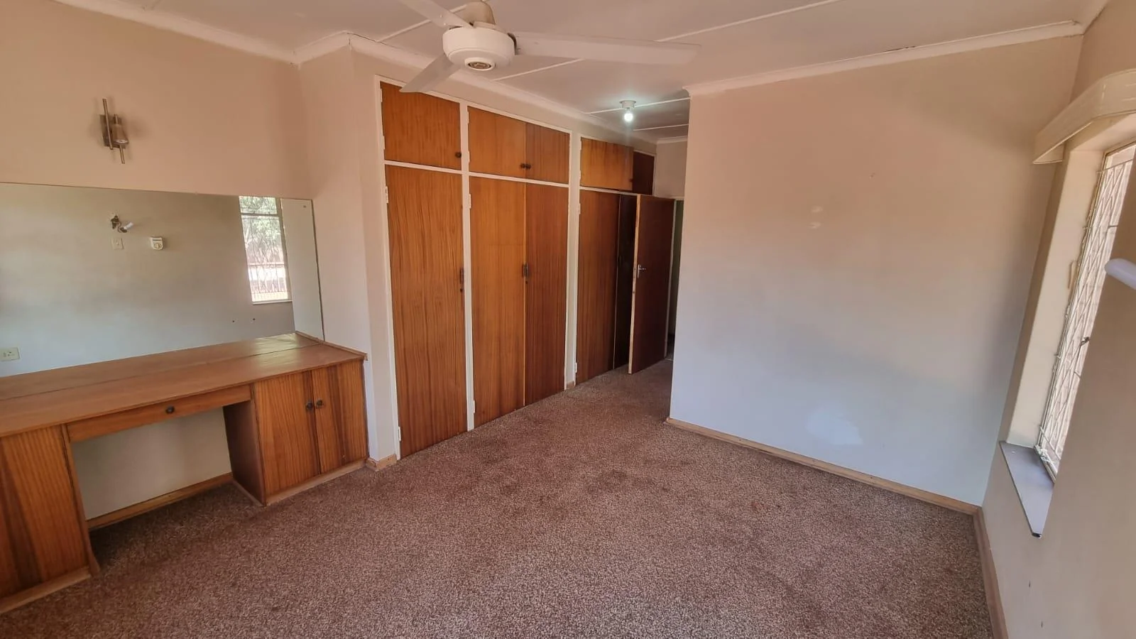 Charming 3 bedroom house with flatlet for Sale