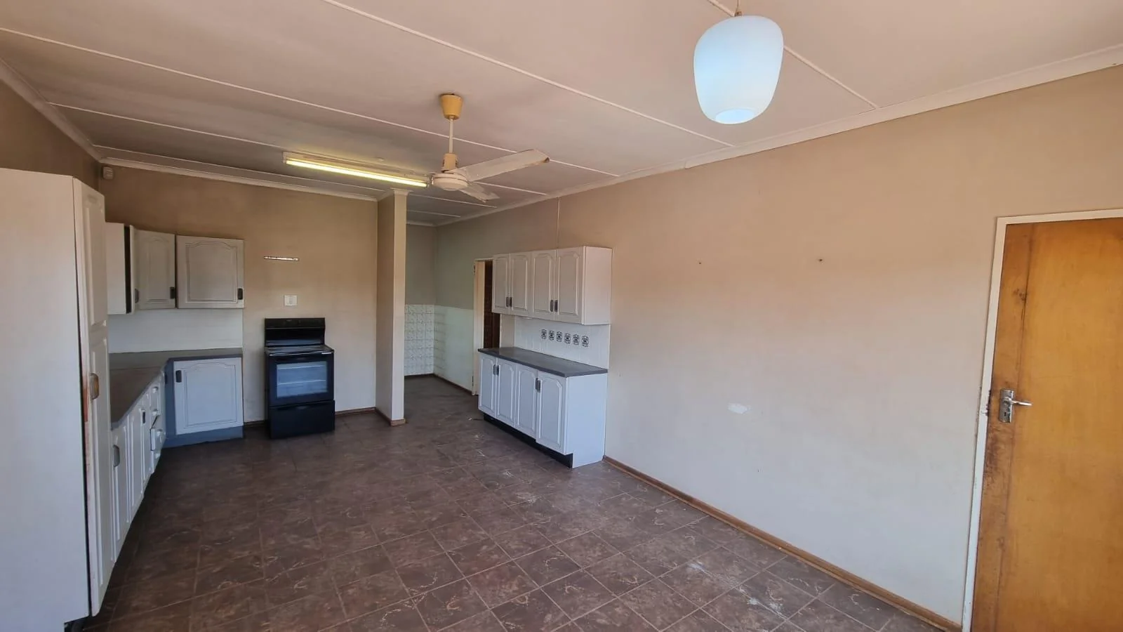 Charming 3 bedroom house with flatlet for Sale