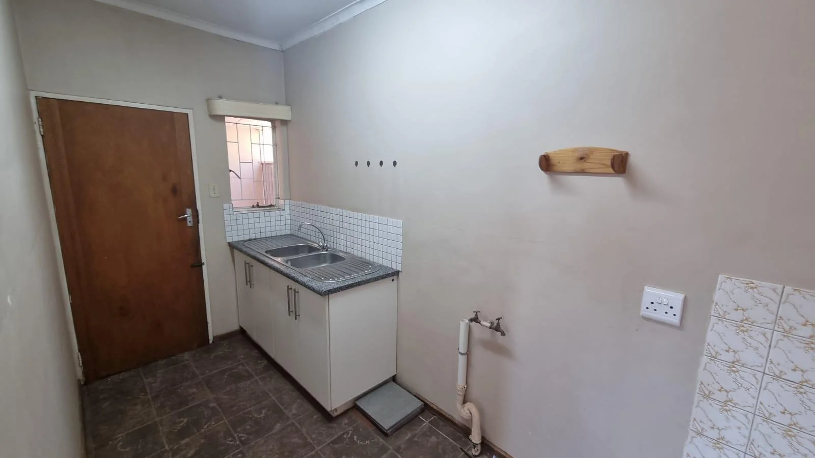 Charming 3 bedroom house with flatlet for Sale