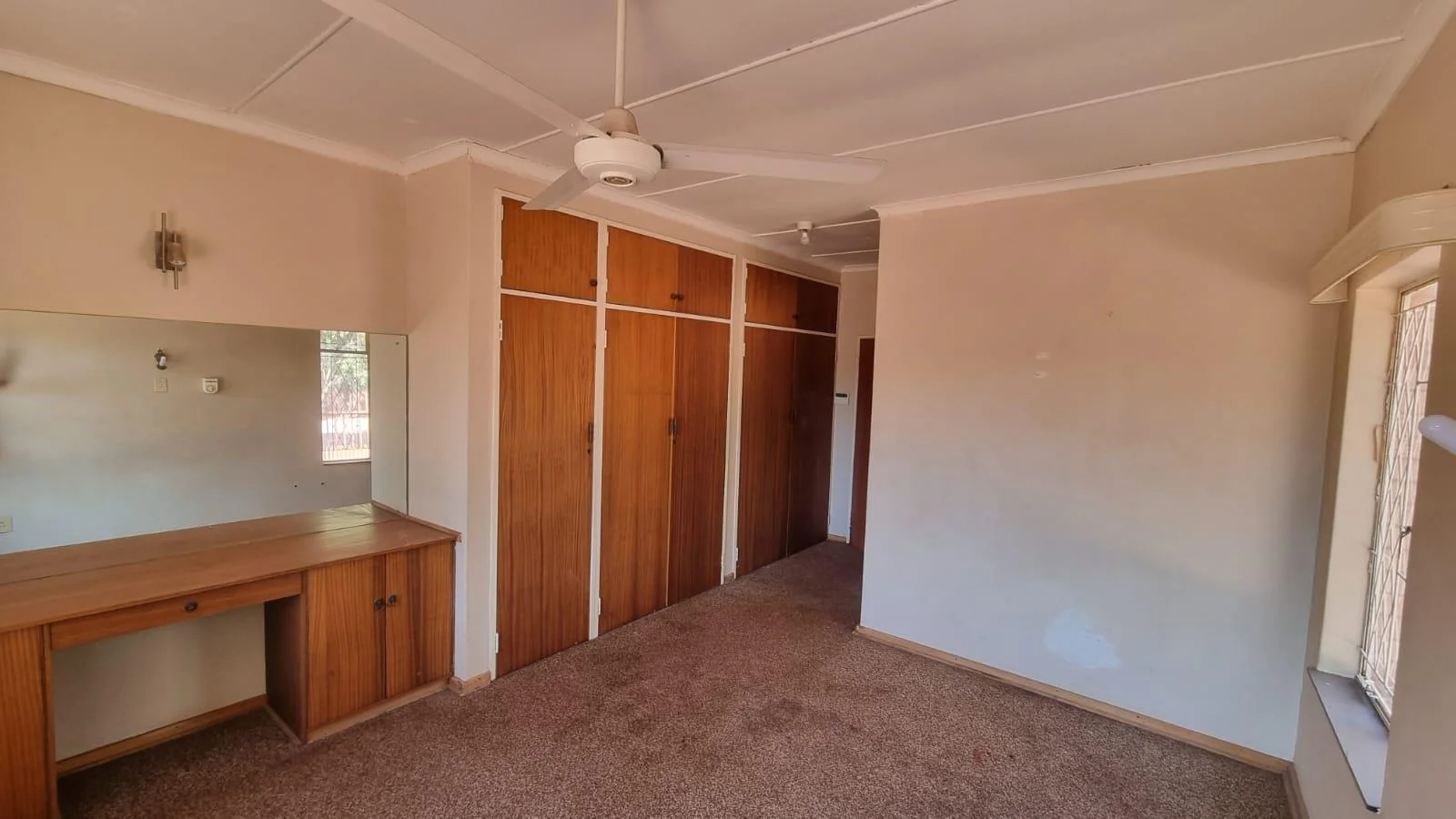 Charming 3 bedroom house with flatlet for Sale