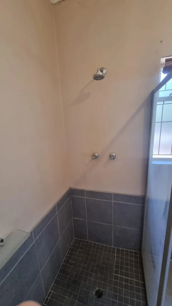 Charming 3 bedroom house with flatlet for Sale