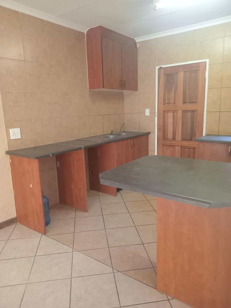 3 Bedroom Family House