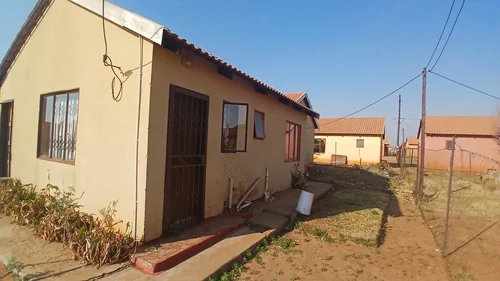 Golden Gardens, Sebokeng