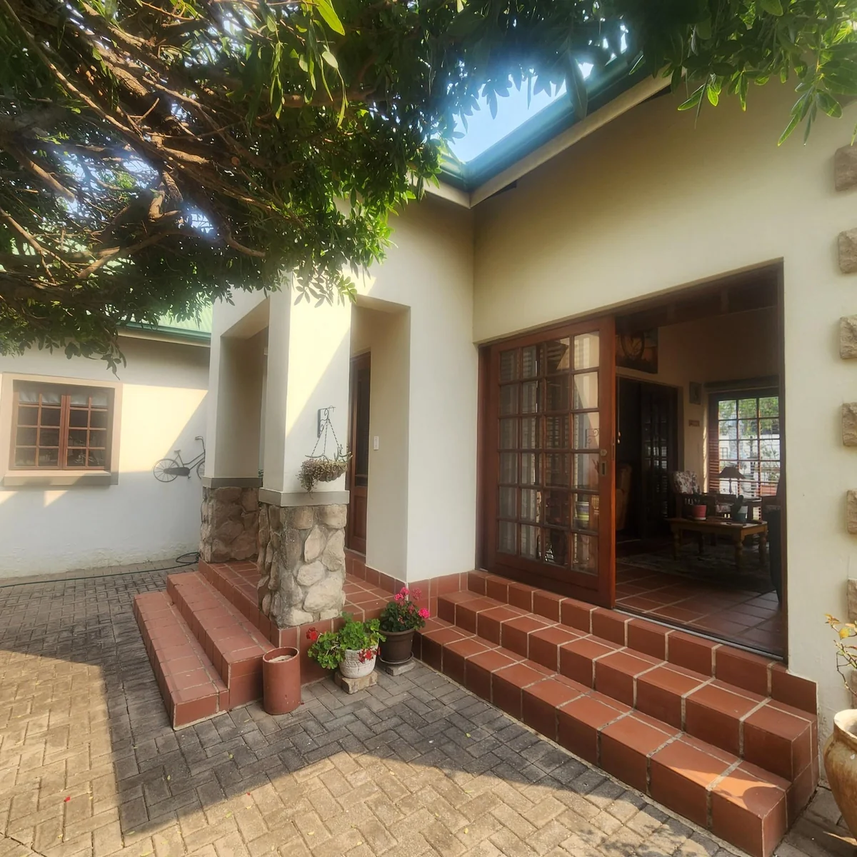 Lock-UP and Go Gem in Cullinan