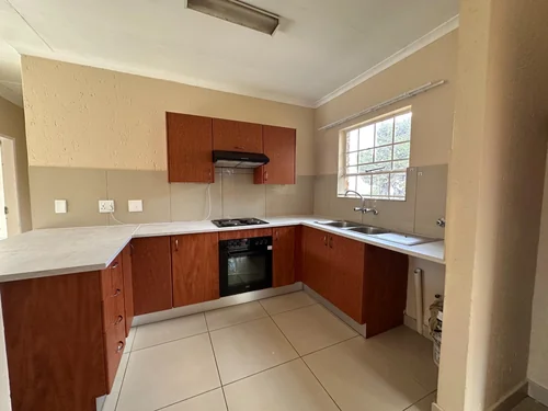 1 Rothchild, Groblerpark, Roodepoort