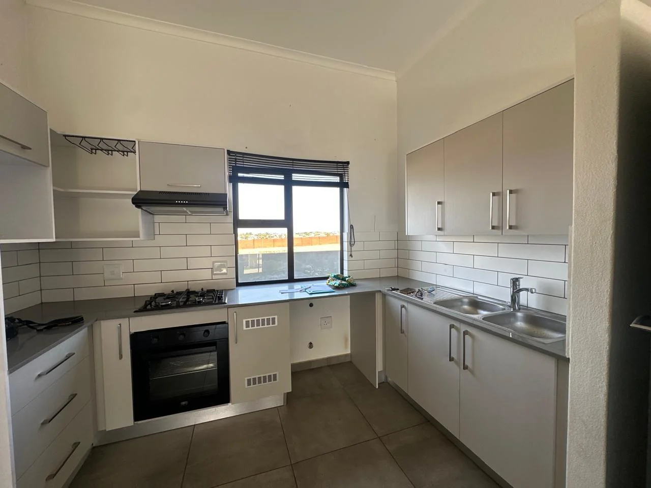 SMART LIVING, PRIME LOCATION, READY NOW!