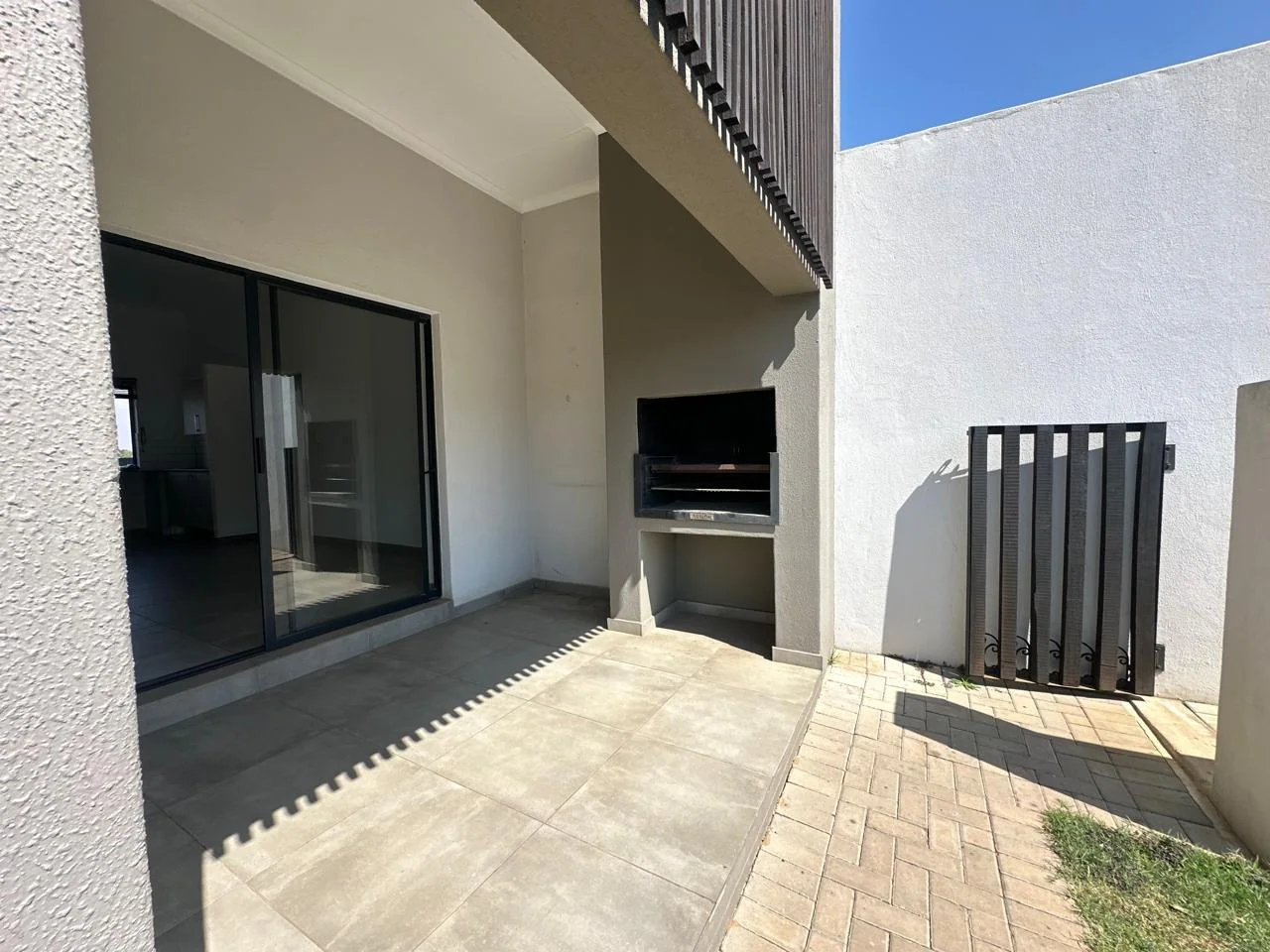 SMART LIVING, PRIME LOCATION, READY NOW!