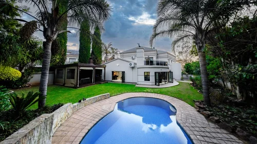 Cornwall Hill, Centurion