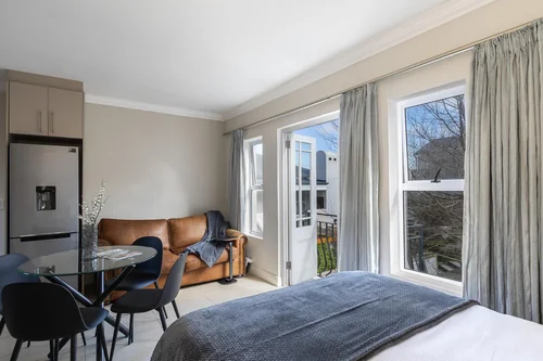 13 Kromme Rhee, Nooitgedacht Village, Stellenbosch