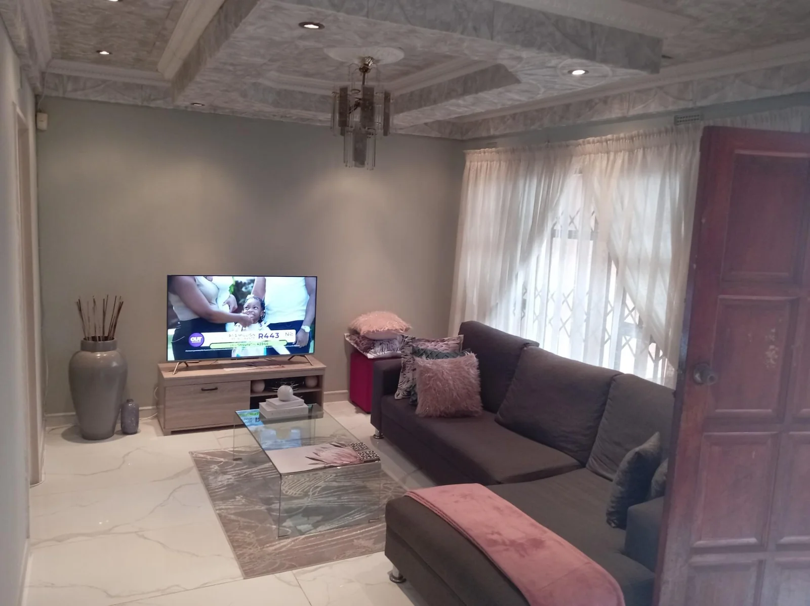 DELIGHTFUL FAMILY HOUSE